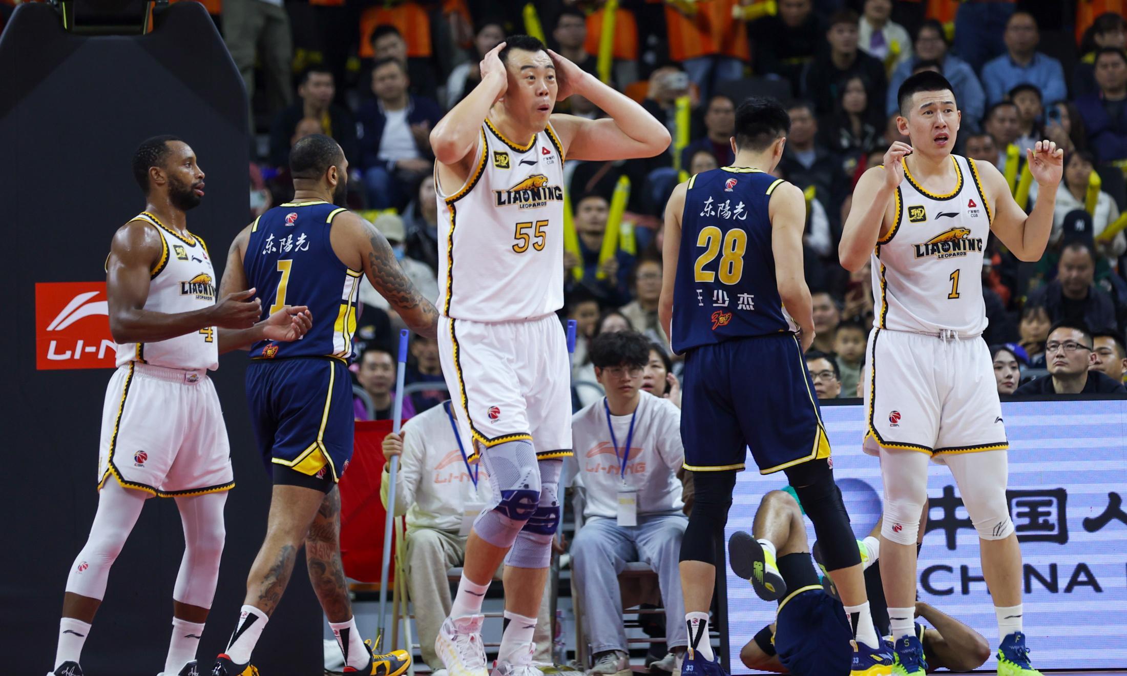 关于太狠了!波尔图篮板制胜转折点深圳男篮遗憾出局,转折点北京首钢完成体检的信息 关于太狠了!波尔图篮板制胜转折点深圳男篮遗憾出局,转折点北京首钢完成体检的信息